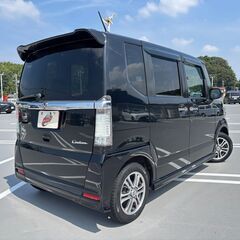 神奈川【自社ローン】保証人無可★全国対応★N-BOXカスタム【GLパッケージ】車検2年付/Bluetooth/両側パワスラ/カロッツェリアナビ/走行中TV可/フリップダウンモニター/バックカメラ/スマートキー/ETCの画像