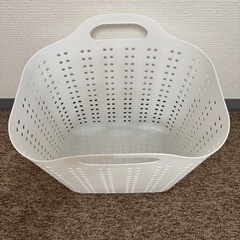 新品未使用　ランドリーバスケットの画像