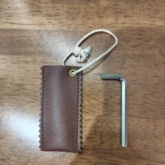 木製ハンガーラックの画像