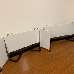 【折りたたみ式】ホワイトパネルパーテーション 4枚セット（自立スタンド付き・ホワイトボード／マグネット対応） 小さなお子様にの画像
