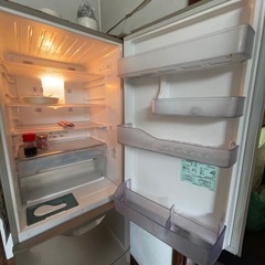 【8/18〜19お渡し】お話し中冷蔵庫の画像