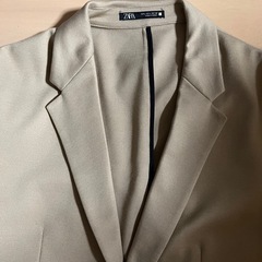 ZARA ベージュ テーラードジャケット未使用品XLの画像