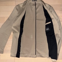 ZARA ベージュ テーラードジャケット未使用品XLの画像