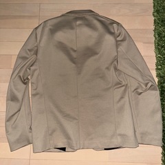 ZARA ベージュ テーラードジャケット未使用品XLの画像