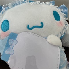 タグ付き　サンリオ　シナモンロール　ぬいぐるみの画像