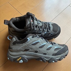 MERRELL GORE-TEXの画像