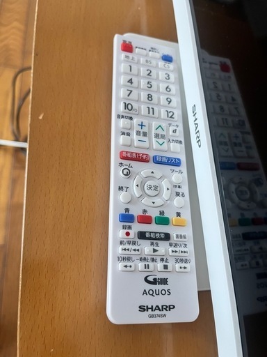 2024テレビシャープAQUOS 19インチ　2024年製