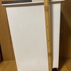ゴミ箱の画像