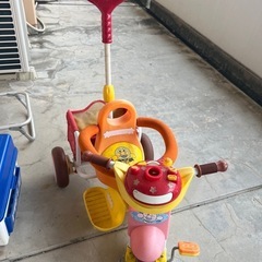 ベービ三輪車の画像