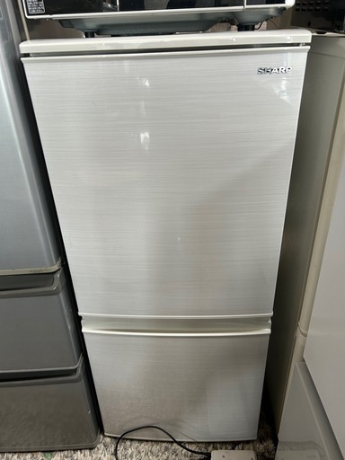 2020年製 シャープのノンフロン冷凍冷蔵庫「SJ-D14F-W」