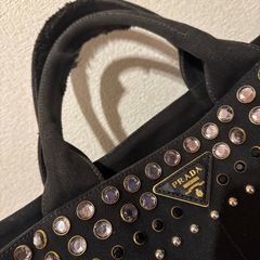 本日 何時でも¥28800！PRADA プラダ 正規品 カナパ スタッズ ブラック  の画像