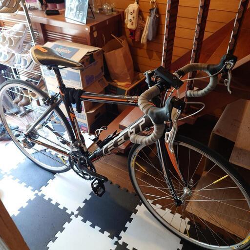 山田さん専属FELT F36 カーボンロードバイクフレーム 山田さん専属FELT F36 カーボンロードバイクフレーム|mercari