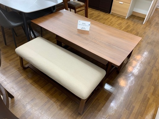 90分の無料軽トラック貸出サービス！無印良品 ベンチダイニング3点セット