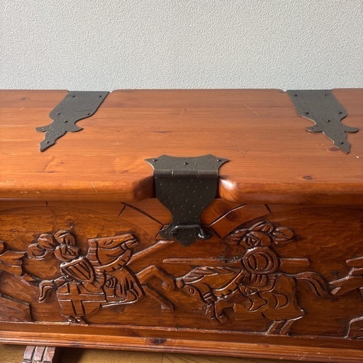 彫刻 木箱 手彫 収納箱 道具箱 物入 箪笥 アンティーク レトロ 家具 約