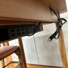 カリモク　デスク一式　勉強机・イス・袖机　中古品の画像