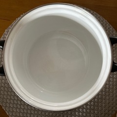 ホウロウ　鍋の画像