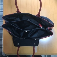 バック　持ち手は牛皮の画像