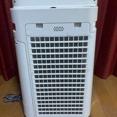 シャープ 加湿 空気清浄機 プラズマクラスター 7000 スタンダード 13畳 / 空気清浄 23畳 ホワイト KC-H50-Wの画像