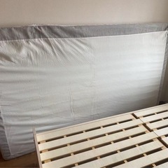 セミダブルベット＋マットレスの画像