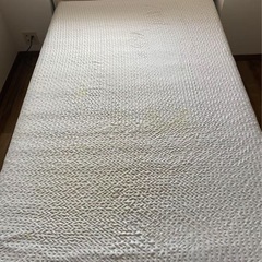 セミダブルベット＋マットレスの画像