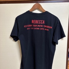 レベッカTシャツの画像