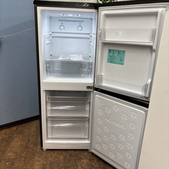 I716 🌈 人気のブラック♪ Haier 冷蔵庫 (148L) ⭐ 動作確認 ⭐ クリーニング済の画像