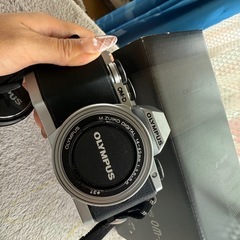 ミラーレス一眼 OLYMPUS OM-D E-M10の画像