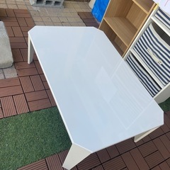 【折りたたみテーブル】白・シンプルデザイン／幅90×奥行60×高さ31cm（ニトリ製） の画像