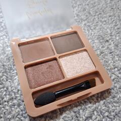 アイシャドウパレット  １回のみ使用の画像