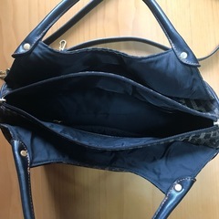 ハンドバック　ロベルタの画像