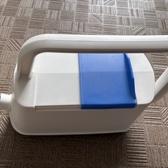 じょうろの画像