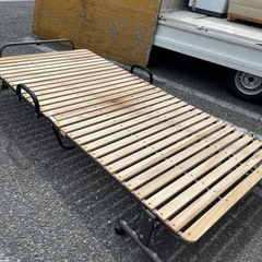ニトリ 折りたたみベッドの画像