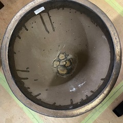 【陶器風大型鉢カバー／重厚感あるデザイン／1点限り】の画像