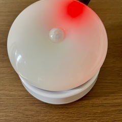 人感 センサーライト充電式の画像
