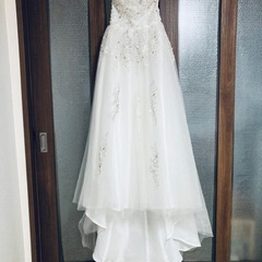 ウエディングドレス　おまけ付き！の画像