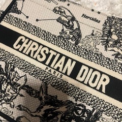 DIOR トートバッグの画像