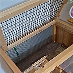 木製透明扉付き小動物ハウスの画像