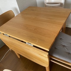 無印　伸縮式　ダイニングテーブル　　　の画像