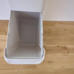 お話中　ゴミ箱の画像