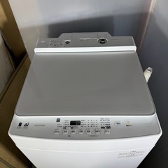 22年製 アイリスオーヤマ KAW-100C 洗濯機の画像