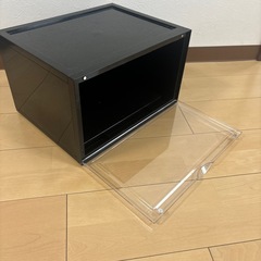 靴ディスプレイケース3つの画像