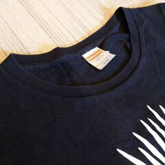 Mサイズ　おもしろTシャツ　ハリネズミの画像