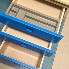 ①KOIZUMI L字型学習机替え板新品とチェアの画像
