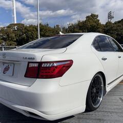 岡山【自社ローン】保証人無可★全国対応★LS460【バージョンS】社外20インチAW/エアサス/サスコン/サンルーフ/走行中TV可/バックカメラ/レザーシート/パワーシート/シートヒーター&ベンチレーション/ステアリングヒーター/クルコン/ETCの画像