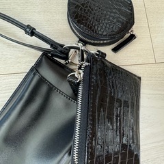 スマホショルダー　LOWRYS FARMの画像