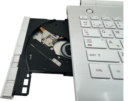 【取引決定】TOSHIBAノートパソコン☆第6世代！！SSD搭載！メモリ8GB!カメラ付き！