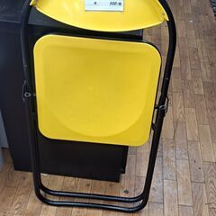 リサイクルショップどりーむ鹿大前店　No.2368　パイプ椅子　黄色　お手頃価格🎵　おススメ商品です🎵の画像