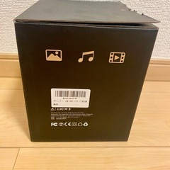 プロジェクター、100インチスクリーン　セットの画像