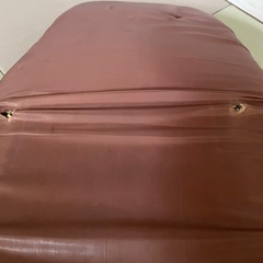 座椅子(赤と白
)の画像