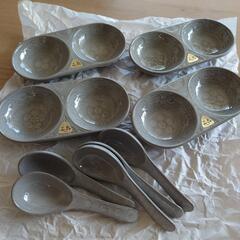 花三島薬味入れとレンゲ